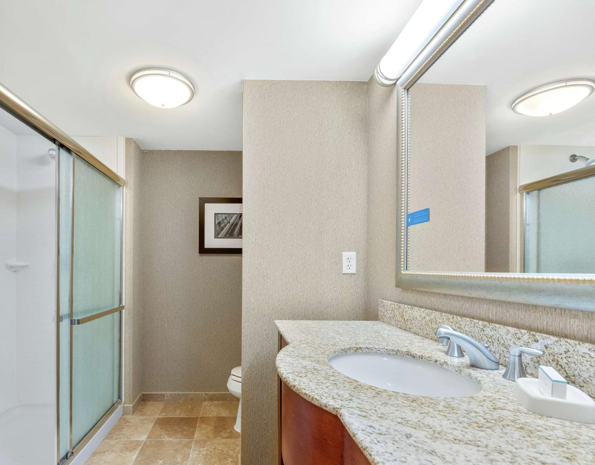 Hampton Inn Nashua Exterior foto